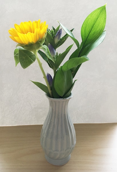 bloomee　花瓶 100円ショップ